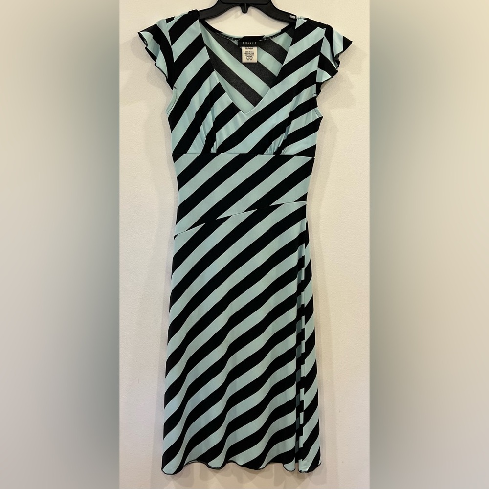 B. Darlin juniors striped midi dress